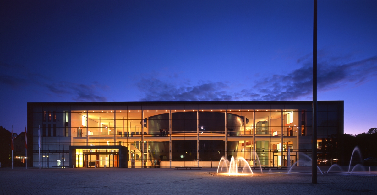 Nachtaufnahme Fotografie neue Oper Theater Erfurt Thüringen Deutschland